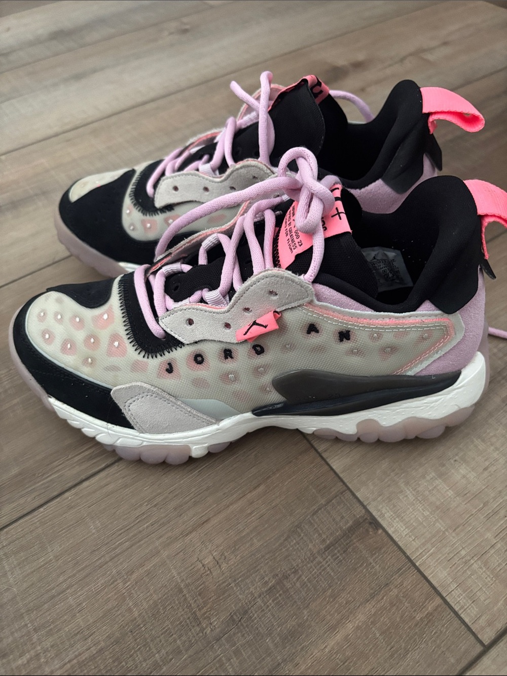 Women’s Nike Jordan Delta 2 Sneaker